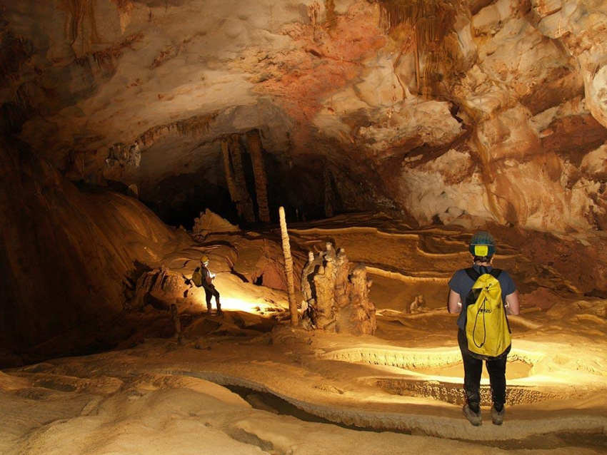 Thám hiểm hang động Quảng Bình cần lưu ý gì?