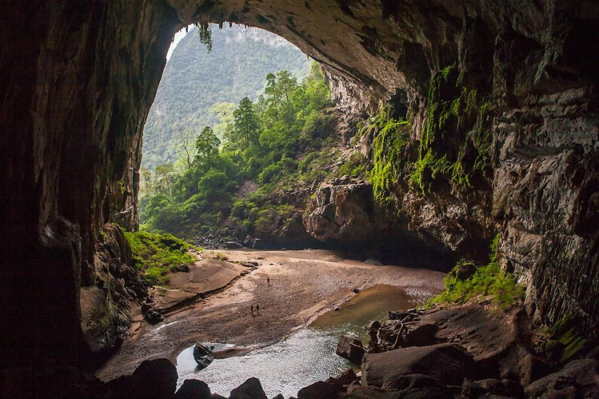 Thám hiểm hang động Quảng Bình cần lưu ý gì?