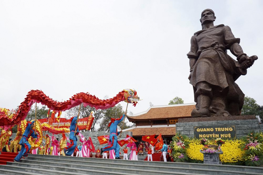 10 lễ hội đầu năm độc đáo của Việt Nam