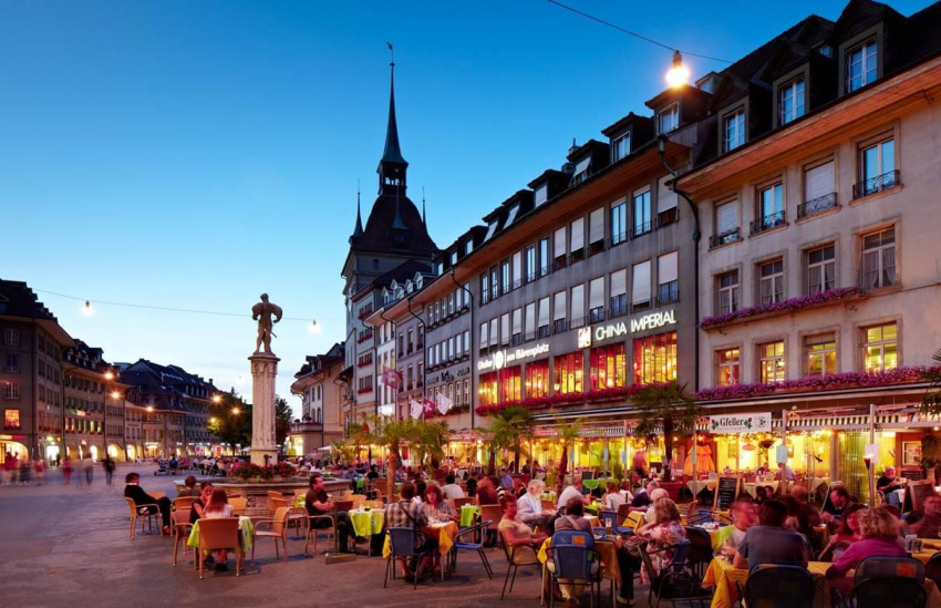 Thủ đô Bern cổ kính giữa lòng Thụy Sĩ