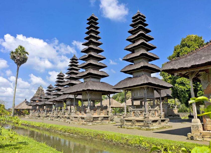 Lặng ngắm tứ đại thánh điện tại Bali