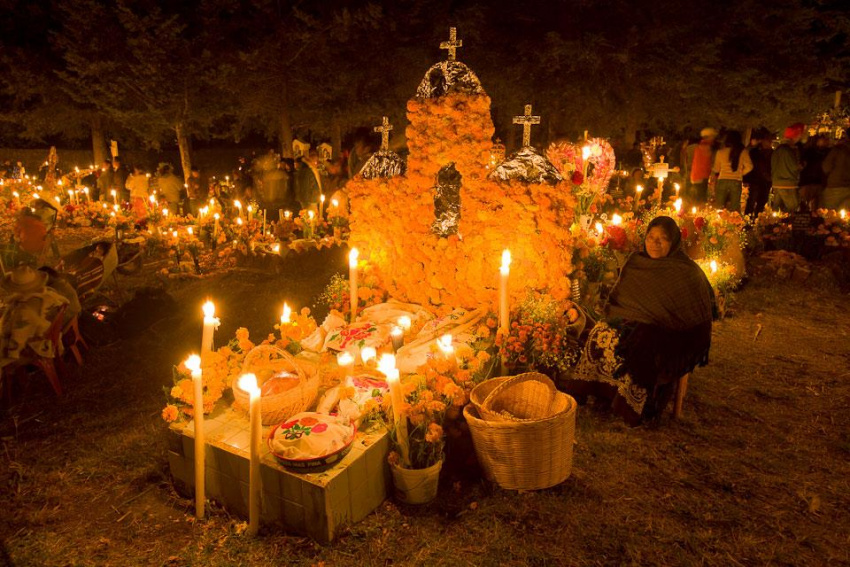Lạ thường lễ hội Halloween ở Mexico