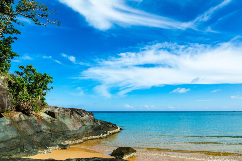 5 bãi biển tựa thiên đường tại Côn Đảo