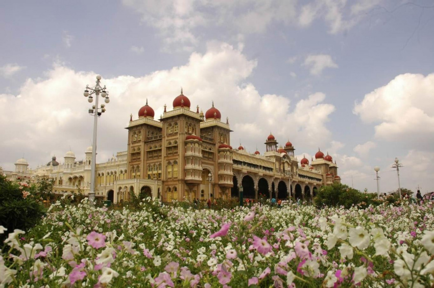 8 công trình kiến trúc cổ tuyệt đẹp ở Ấn Độ