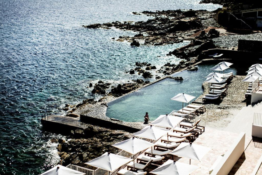 10 bể bơi khách sạn quyến rũ nhất thế giới
