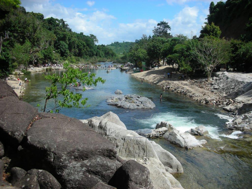 10 thác đẹp nhất Việt Nam cho bạn trốn nóng hè này
