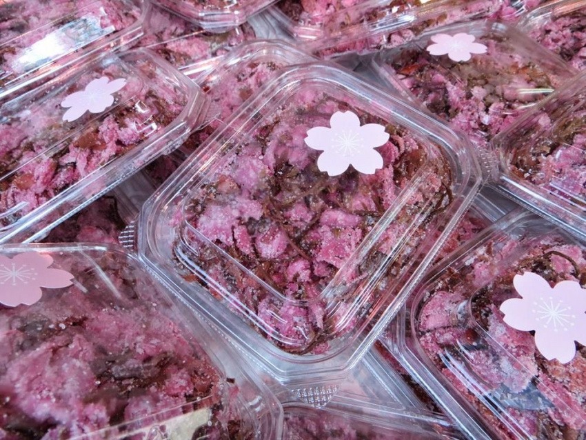 Món ăn độc đáo từ hoa anh đào ở Nhật Bản