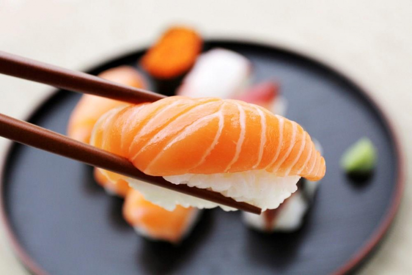 Đến Nhật Bản trải nghiệm làm Sushi