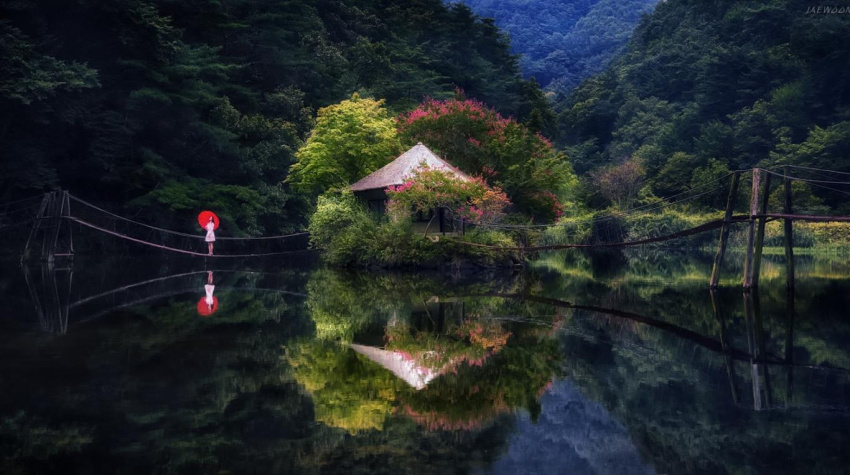 Tiên cảnh phản chiếu trên mặt nước ở Hàn Quốc