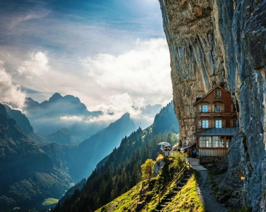 Ấn tượng những khách sạn đẹp và dị nhất thế giới