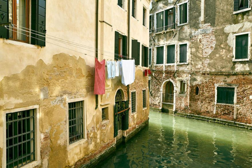 Vẻ đẹp mơ màng lãng mạn của Venice ngập nắng