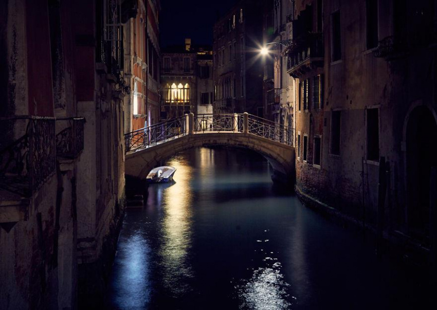 Vẻ đẹp mơ màng lãng mạn của Venice ngập nắng