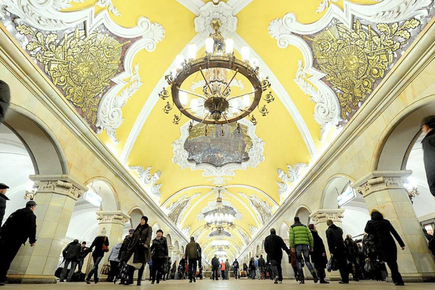 Bên trong hệ thống tàu điện ngầm 80 tuổi ở Nga