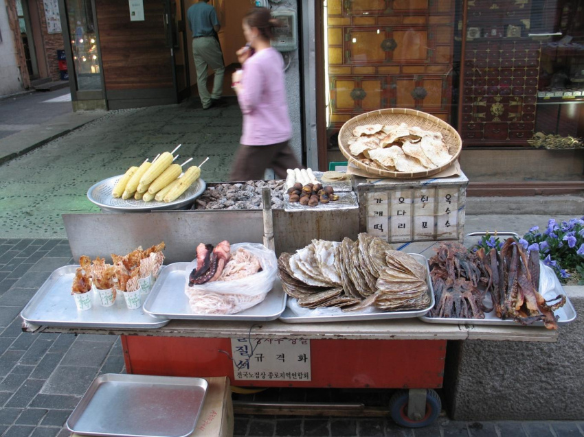 Những món ăn vặt được ưa chuộng nhất xứ Hàn