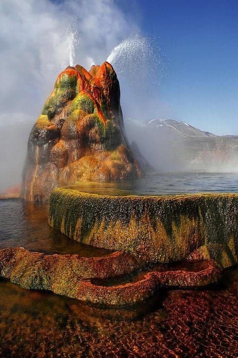 du lịch mỹ, điểm đến mỹ, mạch nước phun fly geyser kỳ ảo ở mỹ