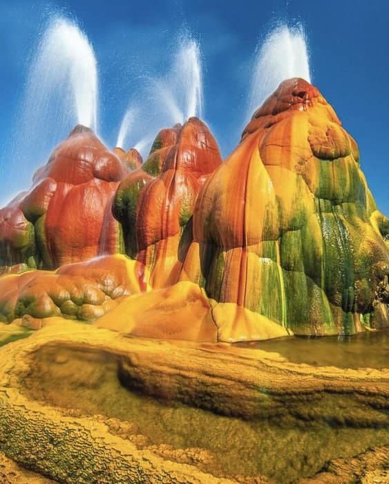 du lịch mỹ, điểm đến mỹ, mạch nước phun fly geyser kỳ ảo ở mỹ