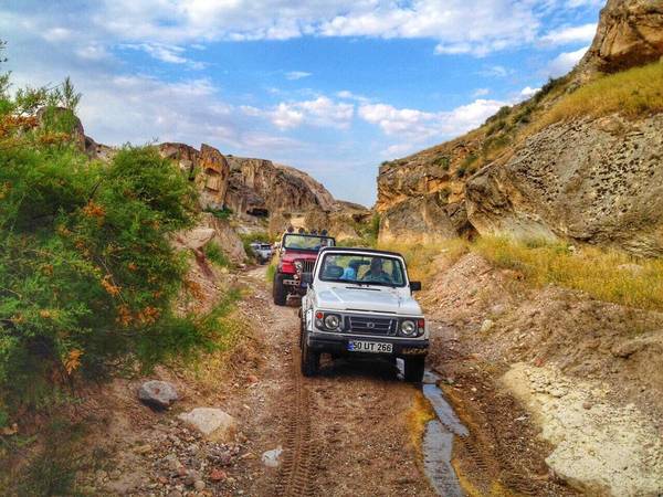 cappadocia, jeep safari, khinh khí cầu, thổ nhĩ kỳ, tour thổ nhĩ kỳ, địa trung hải, những trải nghiệm đáng phải thử một lần khi đến du lịch thổ nhĩ kỳ