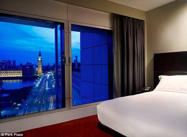 khách sạn, tháp eiffel, đền taj mahal, 7 khách sạn giúp bạn ngắm eiffel, taj mahal, empire state… ngay từ phòng ngủ