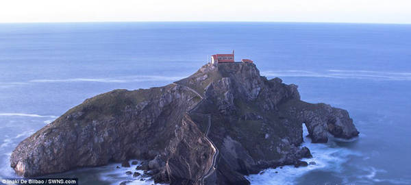 phim game of thrones, tây ban nha, đảo gaztelugatxe, ghé thăm hòn đảo xuất hiện trong phim game of thrones