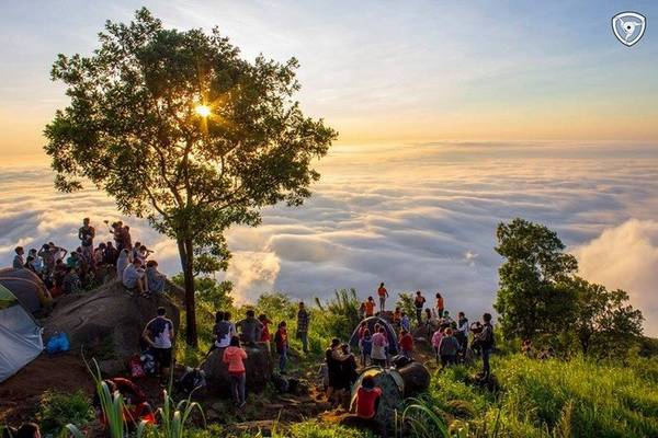 cắm trại, du lịch lễ 2/9, lễ 2/9 đi đâu, núi bà đen, núi cấm, núi chúa, núi chứa chan, tà năng, điểm leo núi, điểm đến 2/9, 5 điểm leo núi và cắm trại đẹp như mơ dành cho người thích ‘ở ẩn’ dịp lễ 2/9