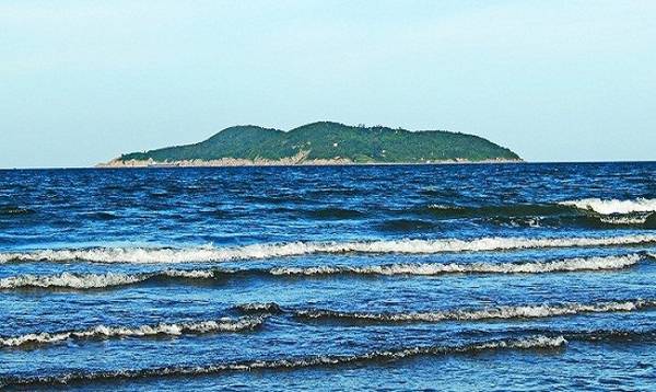 Đảo Hòn Ngư – thiên đường bãi đá sỏi ít người biết ở Nghệ An