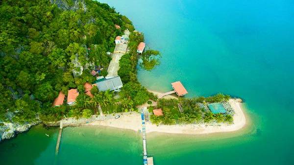 Trước khi hết hè hãy check-in ngay 5 hòn đảo ở Quảng Ninh đẹp mê hồn