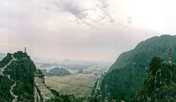 núi múa, tour ninh bình, trekking 486 bậc thang để ngắm sự hùng vĩ của thiên nhiên từ núi múa