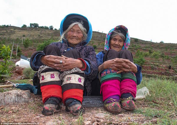 Những phụ nữ ‘bó chân gót sen’ cuối cùng ở Trung Quốc