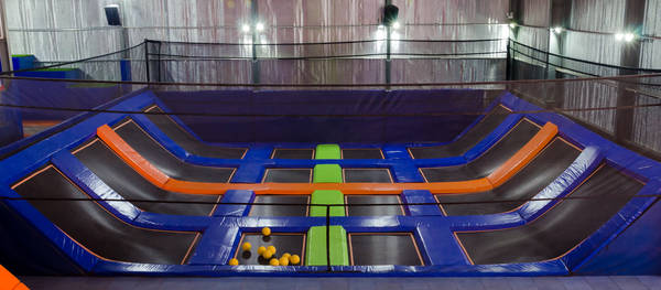 hồ chí minh, jump arena trampoline park, tour sài gòn, hè này nhà bạt nhún – jump arena trampoline “hút” giới trẻ sài gòn