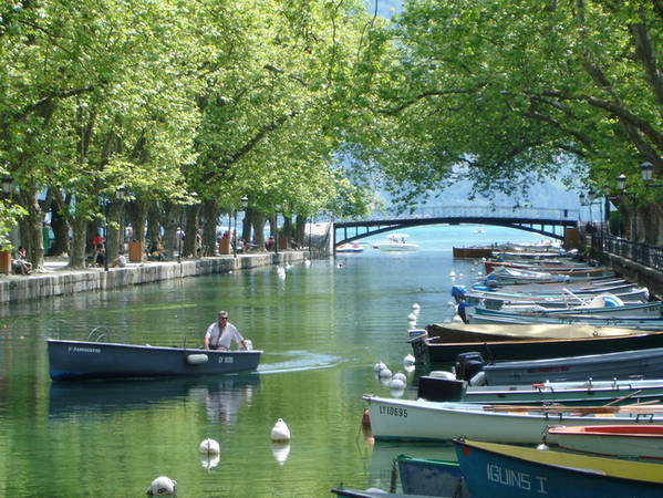 du lịch pháp, làng colmar, làng sarlat la caneda, điểm đến pháp, 10 ngôi làng đẹp như thiên đường dưới hạ giới của nước pháp