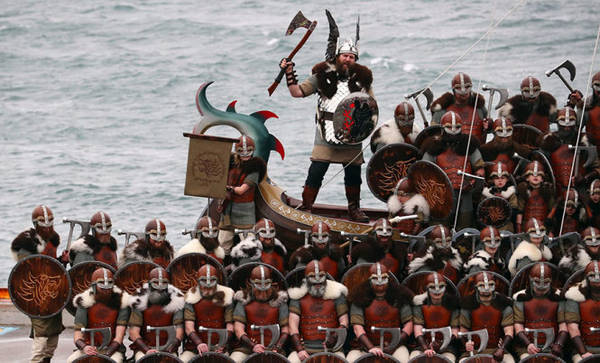 du lịch scotland, lễ hội lửa, điểm đến scotland, lễ hội lửa của ‘binh sĩ viking’ nhiều ngưòi muốn biết một lần