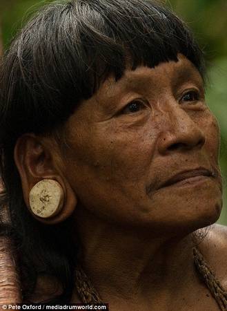 bộ lạc huaorani, du lịch ecuador, điểm đến ecuador, vào rừng ecuador xem bộ lạc chân biến dạng vì trèo cây