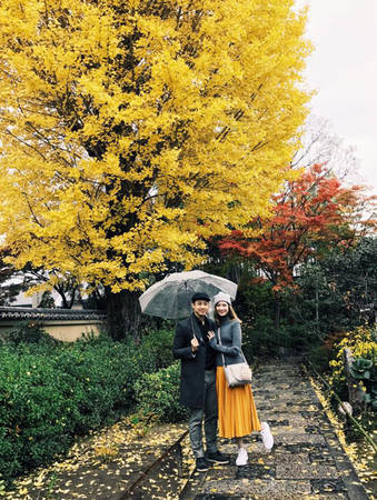 Kỳ nghỉ mùa thu lãng mạn ở Nhật của vợ chồng Trúc Diễm