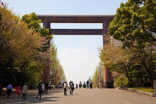 nhật bản, đền yasukuni, yasukuni – ngôi đền gây tranh cãi nhất nhật bản