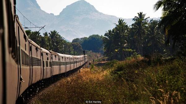 Chuyến tàu lửa dài nhất Ấn Độ