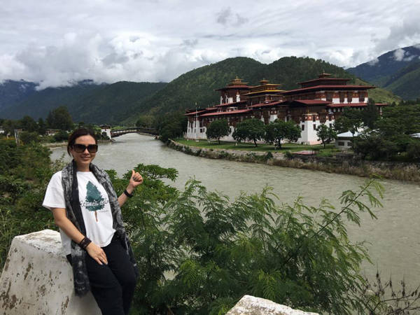 du lịch bhutan, tour du lịch bhutan, điểm đến bhutan, hoa hậu thu hoài thăm ‘đất nước hạnh phúc nhất thế giới’