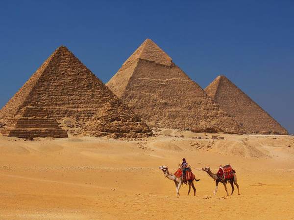 Sốc khi ngắm “bộ mặt thật” của 14 địa điểm du lịch nổi tiếng trên thế giới
