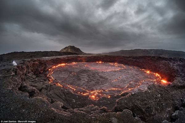 cổng địa ngục, du lịch ethiopia, ethiopia, cổng địa ngục – hồ nham thạch cháy suốt trăm năm