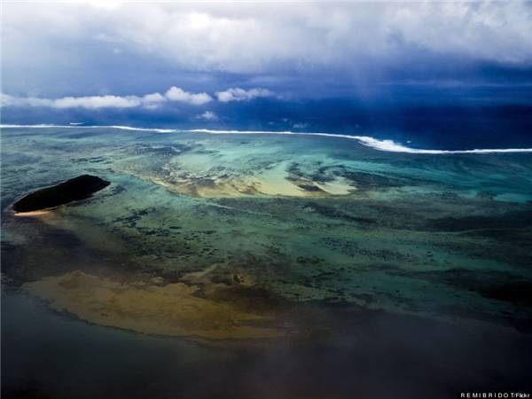 cộng hòa mauritius, du lịch đảo mauritius, đảo madagascar, đảo mauritius, ảo diệu chưa: giữa lòng đại dương xuất hiện một thác nước hùng vĩ?