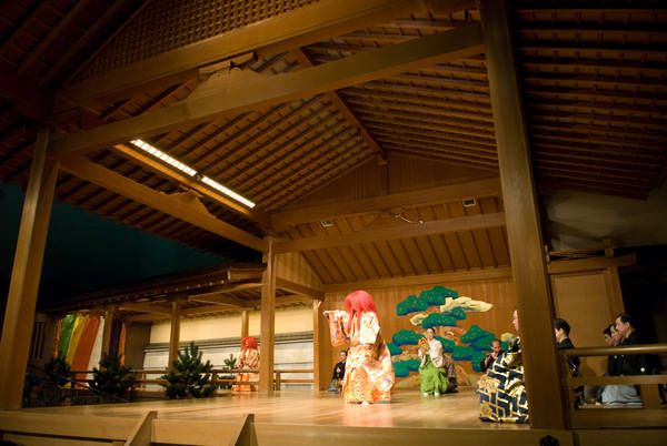 du lịch tokyo, keio plaza hotel, kịch noh, tour nhật bản, trải nghiệm tokyo, điểm đến tokyo, du lịch tokyo thưởng thức kịch noh nghệ thuật kinh điển của nhật bản