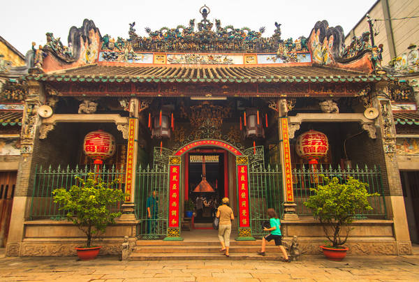 chùa sùng đức, chùa xá lợi, 8 ngôi chùa ở sài gòn lý tưởng cho chuyến hành hương đầu năm
