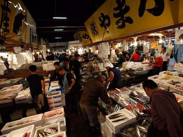 Chợ cá lớn nhất thế giới ở Nhật Bản