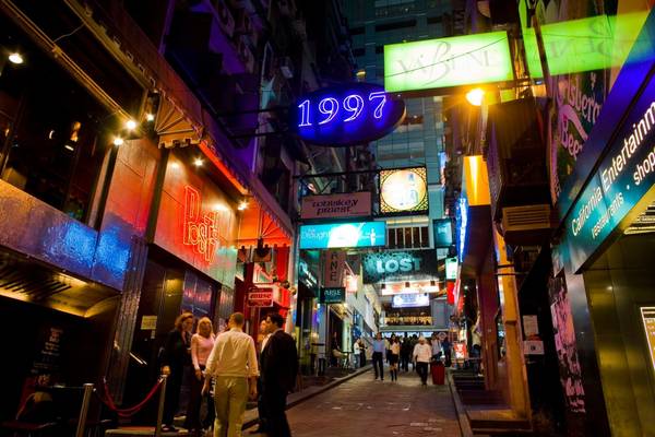 Lan Quế Phường – địa điểm ăn chơi về đêm số một tại Hong Kong