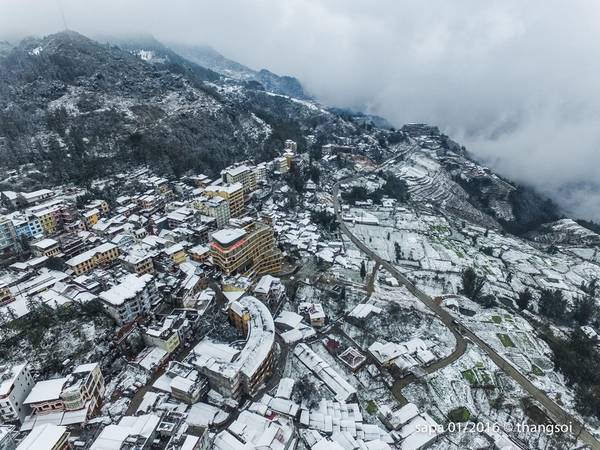 du lịch sapa, khách sạn sapa, tuyết rơi sapa, sapa chìm trong tuyết nhìn từ camera bay