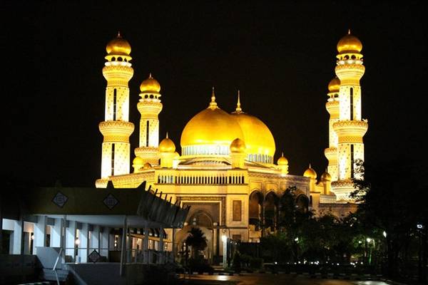 Chạm tay vào vương quốc dát vàng Brunei