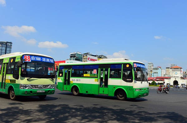 Du ngoạn Sài Gòn dễ dàng bằng xe buýt