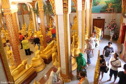 du lịch phuket, ivivu.com, đặt phòng giá rẻ, tiếng pháo cầu may ở ngôi chùa lớn nhất phuket