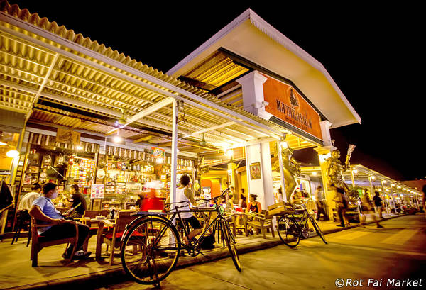 chợ đêm bangkok, du lịch bangkok, khách sạn bangkok, tour bangkok, tour giá rẻ, điểm đến bangkok, những khu chợ đêm có khả năng ‘gây mê’ khi du lịch bangkok
