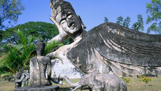 9 ngày du lịch bụi ở Lào