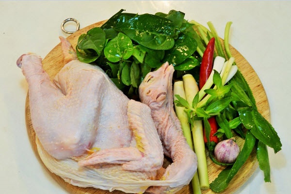 lẩu gà, lẩu gà lá giang, món ngon từ gà, cách nấu lẩu gà lá giang chuẩn vị tại nhà cực dễ